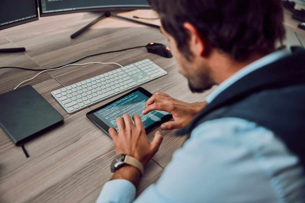 Comment fonctionne la prestation de services informatiques chez Squaar ?